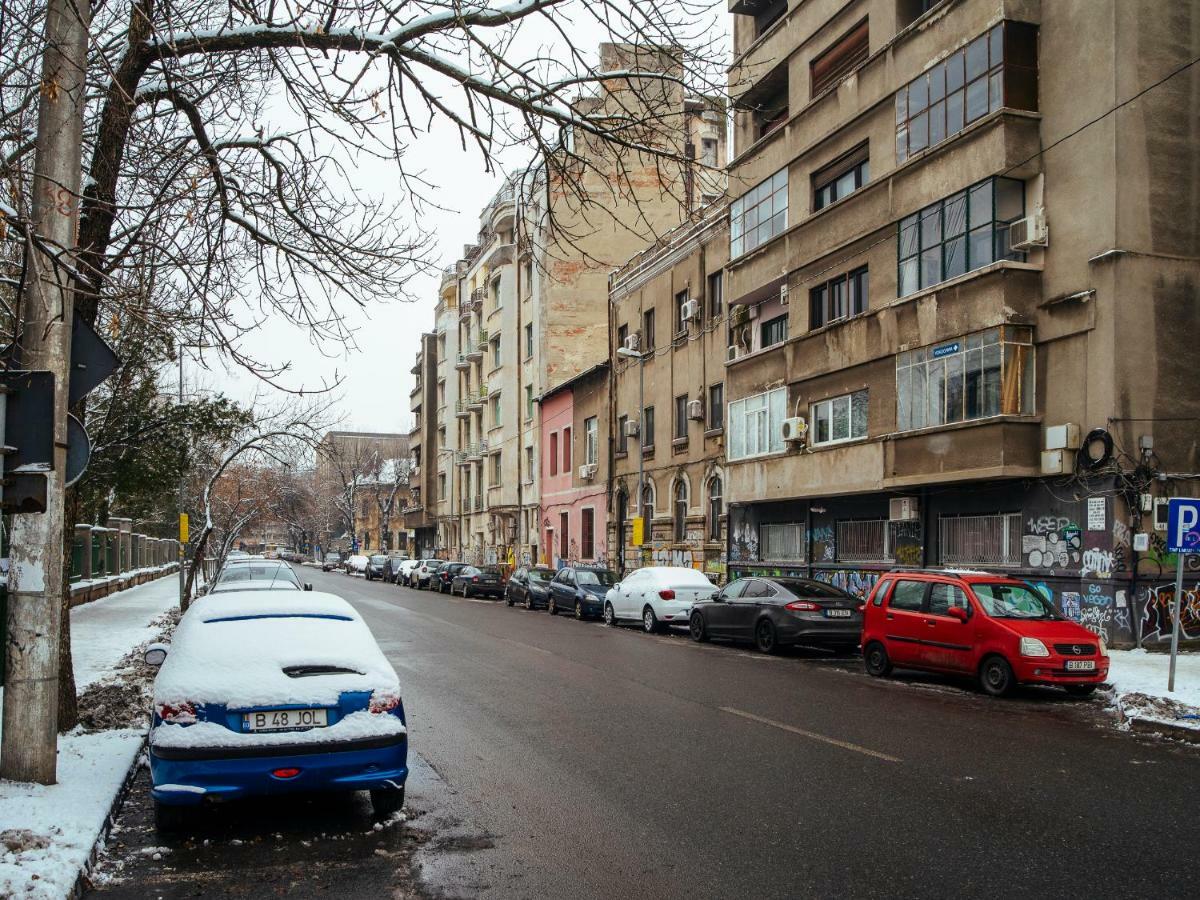 Boutique Luxury Flats - La Maison Du Petit Paris Bukares Bagian luar foto